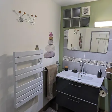 Sur Jardin A * Fontainebleau